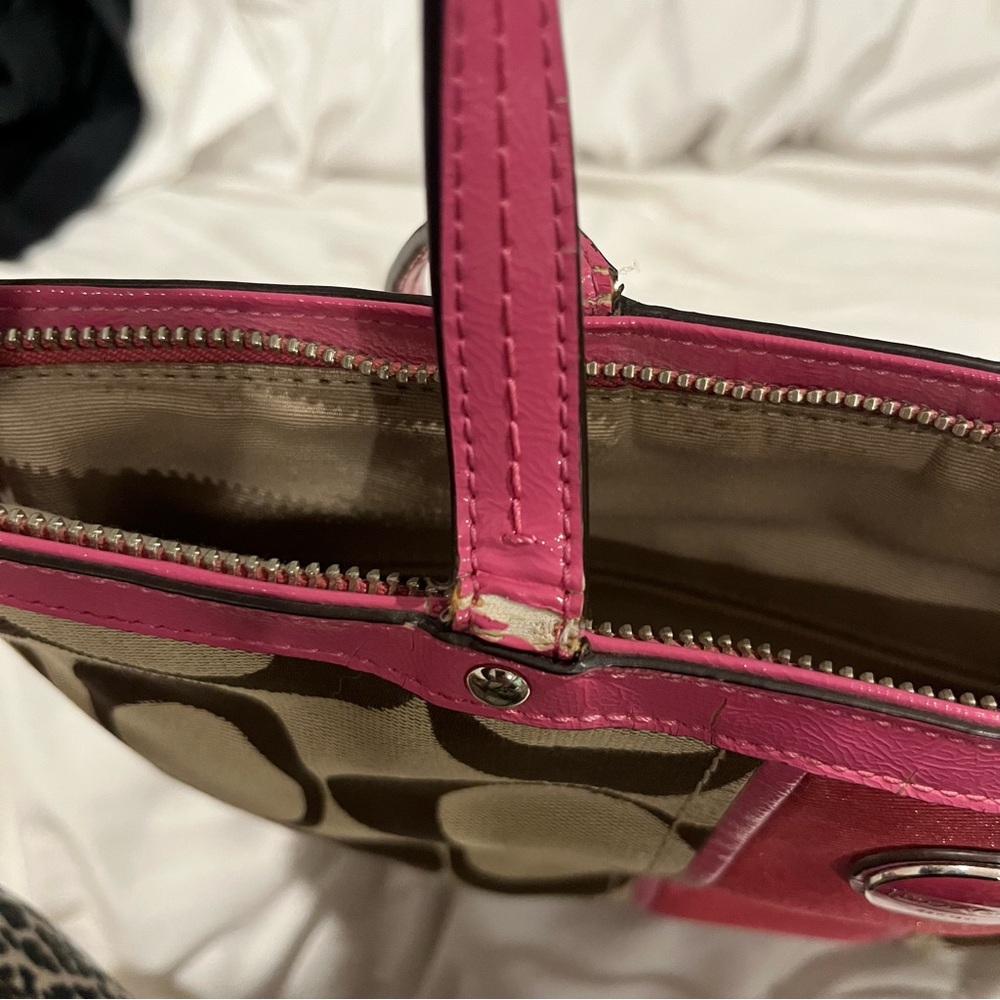 Coach Tote - Picture 7 of 9